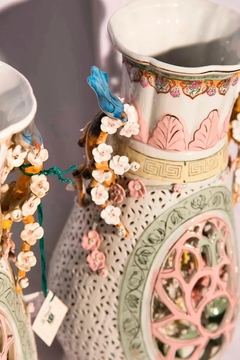 Antiguo Par Jarrones De Ceramica Flores Sano Jarron en internet