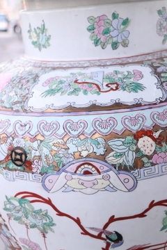 Jarrón Oriental Porcelana Flores en internet