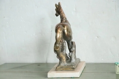 Imagen de 1 Figura Caballo Dorado