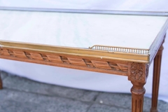 Antigua Mesa De Sala / Ratona Rectangular Con Bronce. - comprar online