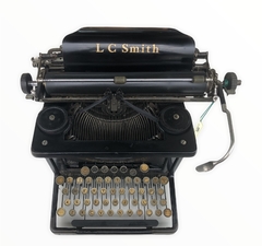 Máquina de Escribir-Antig La Rueda _ L R