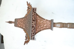 Lampara Pie Oriental Madera Tallada - comprar online