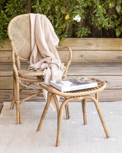 BANQUETA DE RATTAN GRIS en internet