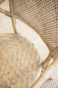 SILLA CON BRAZO GRIS - comprar online