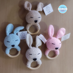 Sonajero conejo crochet/ Amigurumi