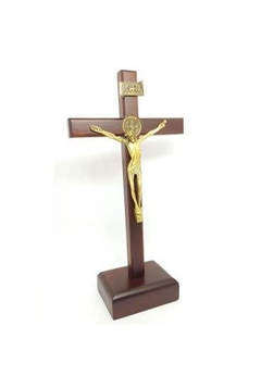 Crucifixo de madeira com medalha de São Bento 29cm