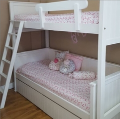 CAMA PUENTE CON BARANDA Y ESCALERA