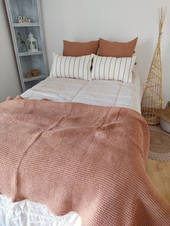Pie de cama - Manta Waffle en internet