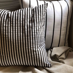 Almohadones de Tussor Raya Plena Fina Off white y Gris Plomo - comprar online