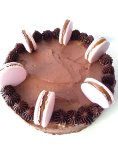 Torta brownie con mousse de chocolate en internet