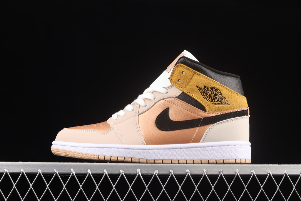 Nike Air 1 Mid SE 'Particle Beige' Fire