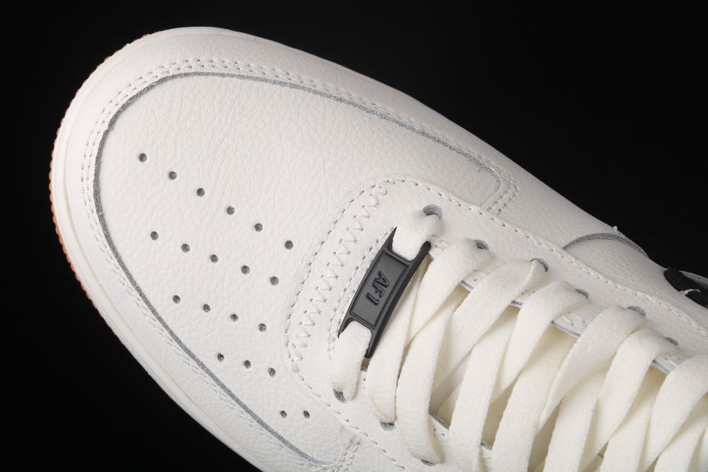 air force 1 07 lxx vandalised