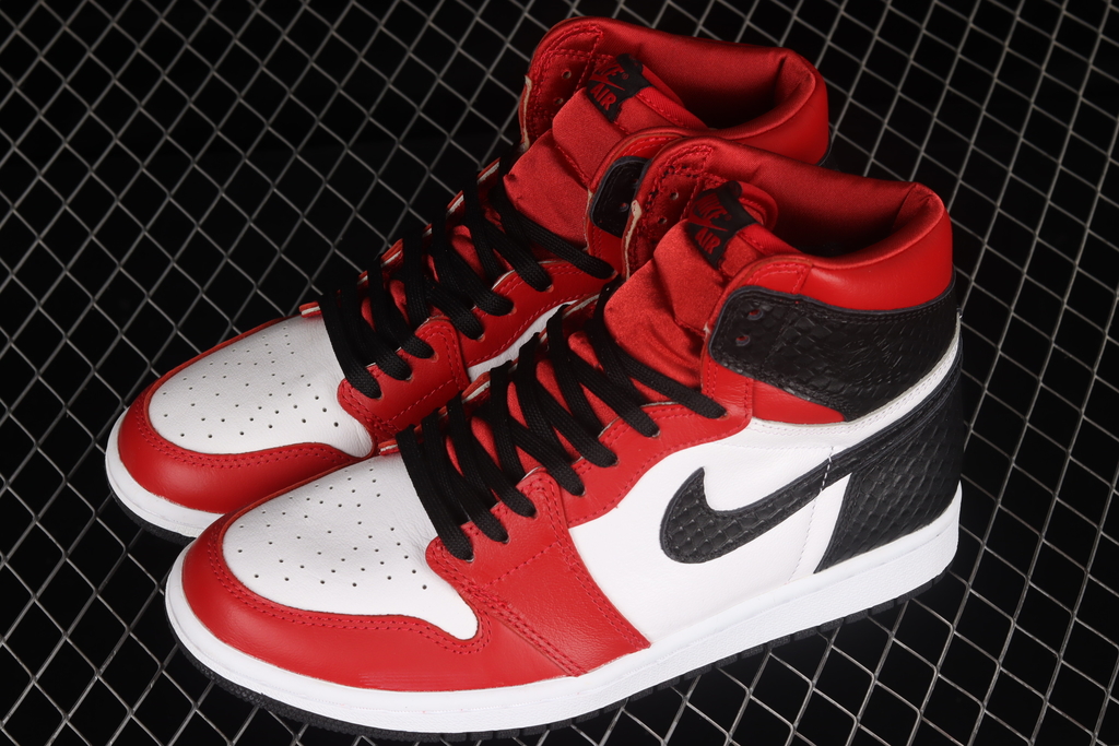 Nike Jordan 1 Retro High OG 'Satin Red'