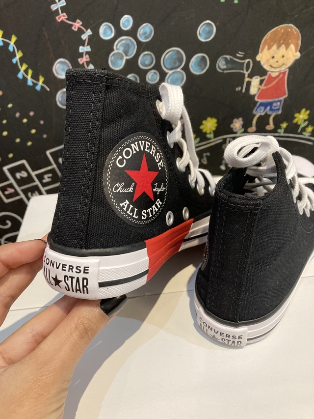 All Star Cano Alto Preto em Oferta