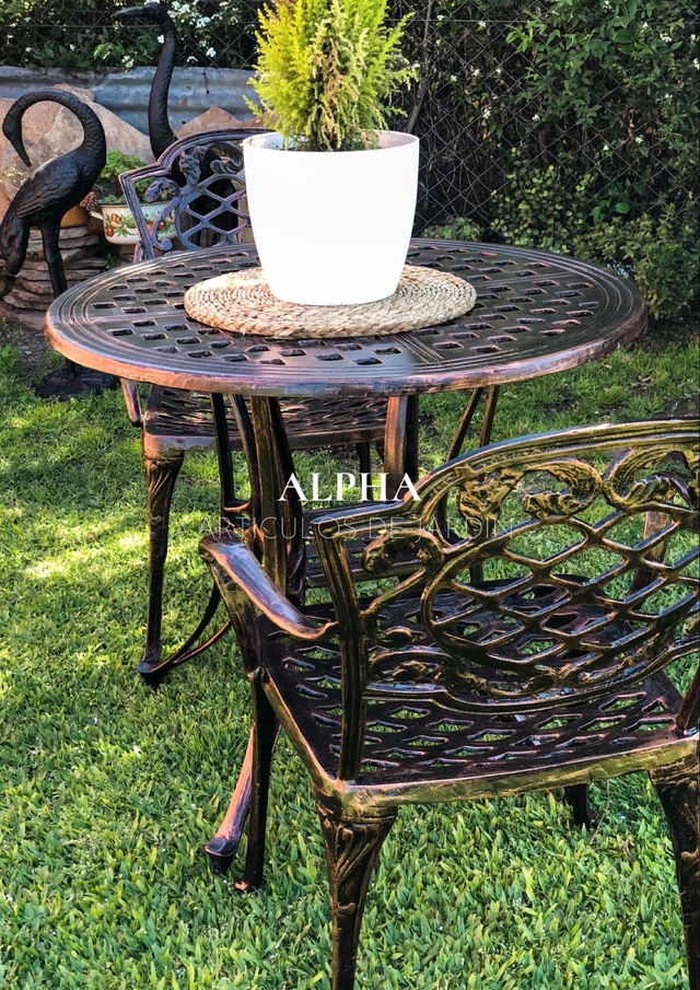 Juego de Jardín Chateaux con 2 Sillas + Mesa Fundición en Aluminio