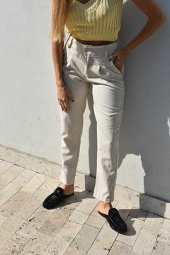 Pantalon Pinzado de Lino - comprar online