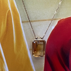 Citrino Frame Ponto de Luz Redondo em Ouro