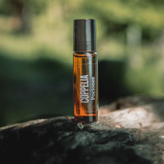 Coppelia: Perfume Botánico
