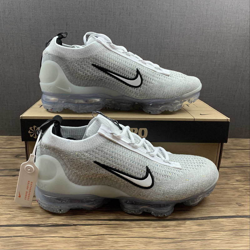 vapormax feito de lixo