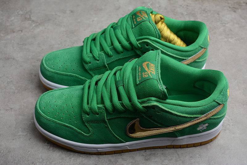 nike sb dunk low st patrick's day stores