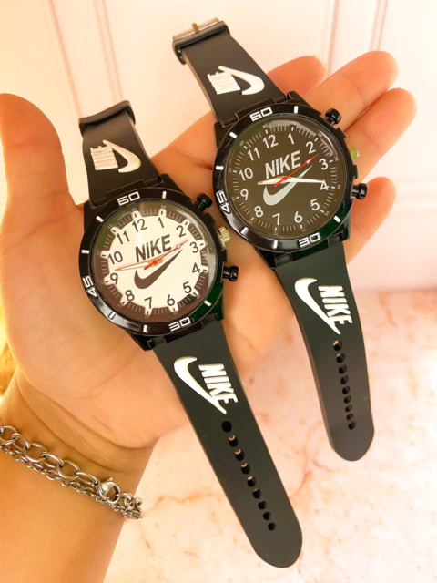 Reloj de Hombre deportivo Nike