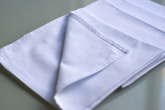 Guardanapo tecido tricoline 100% algodão com estampa lisa no branco na internet