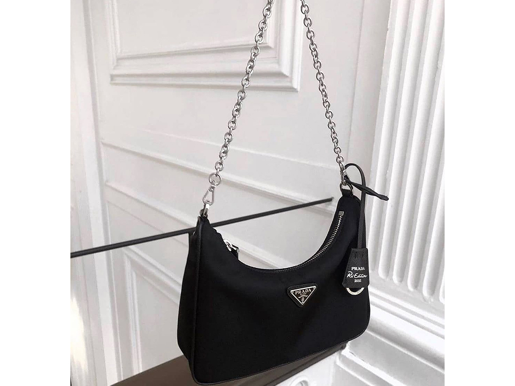 prada re edition hobo bolsa