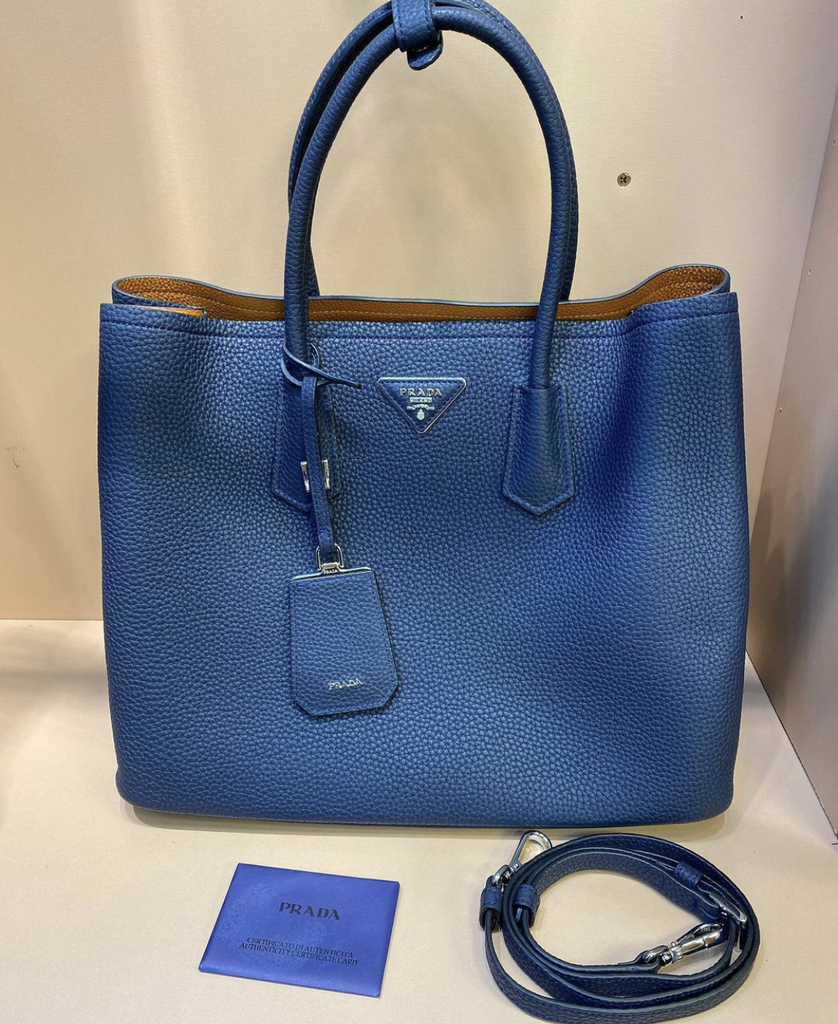 prada nylon bolsa baby blue