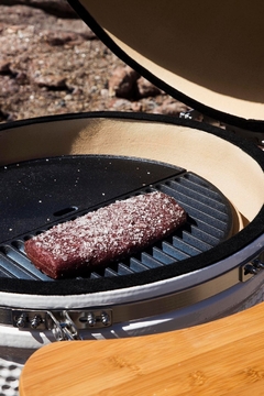 GRAN ASADOR CRIOLLO- KAMADO ARGENTINO (IDEAL 22 PERSONAS)