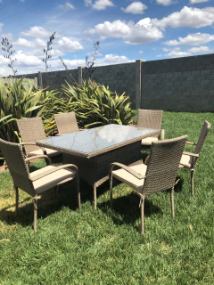 MESA SIMIL RATTAN BEIGE IMPORTADA en internet