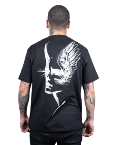 Camiseta Preta Asas - Feliphe Veiga - comprar online