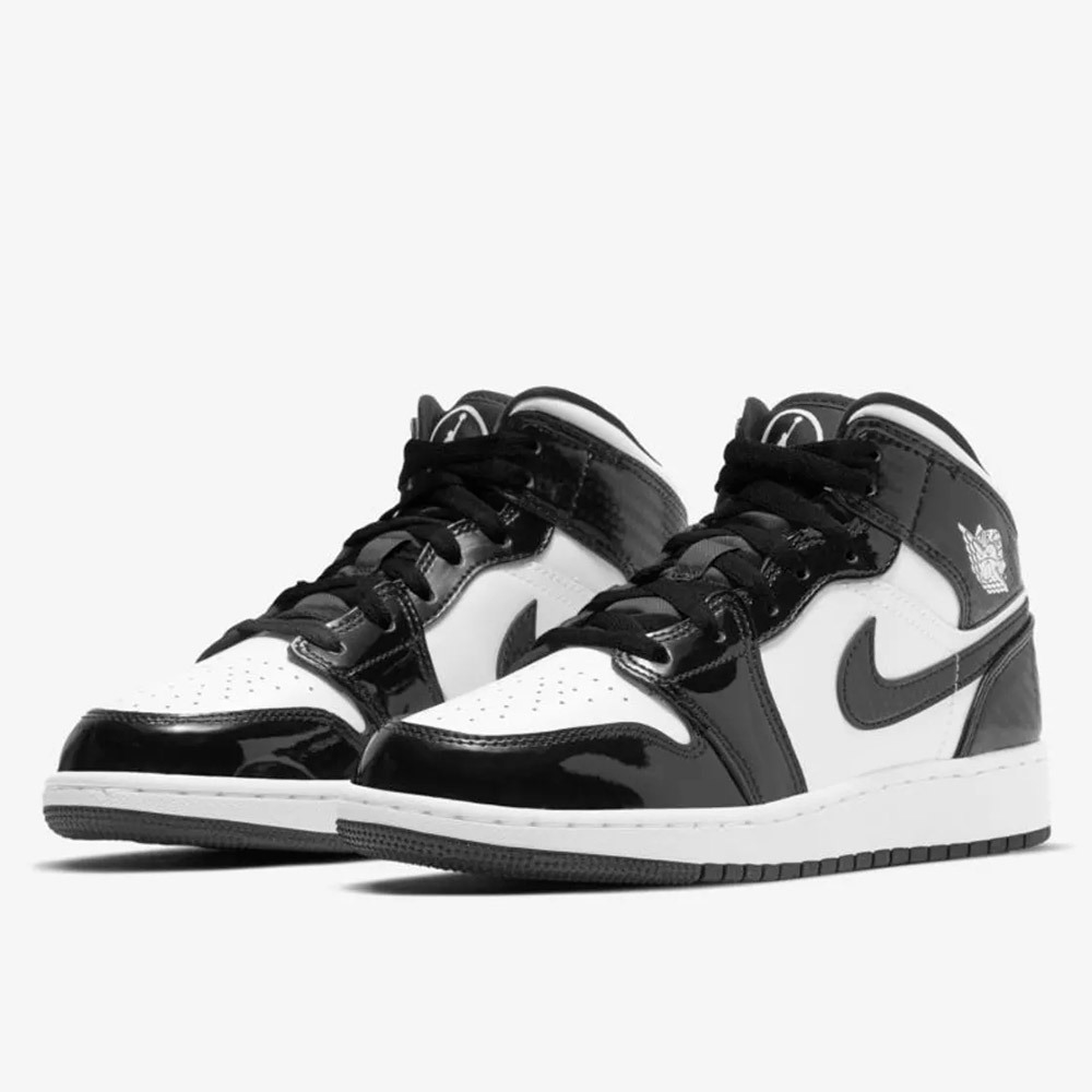 jordan 1 mid fibra de carbono