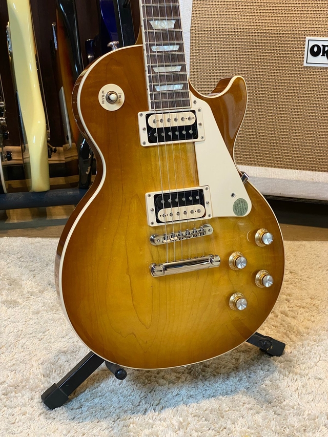 Gibson Les Paul Classic 2020 Honey Burst.