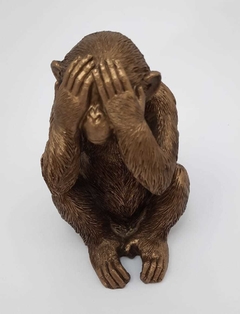 Escultura macaco dourado resina não vejo - BazarSP
