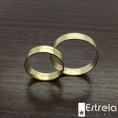 PAR DE ALIANÇAS EM OURO 18K REF. 112022-5G - comprar online