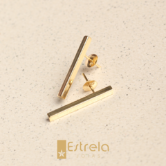 Par de brincos bastão ouro18k/750 - comprar online