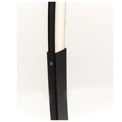 Lampara de pie Lygis negro - comprar online