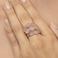 Anel Baobá Rosé em Ouro Rosé 18K, Quartzo Rosa, Safira Branca, Topázio Pink e Diamantes - comprar online