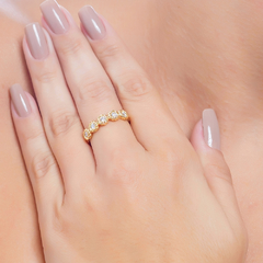 ANEL JOY EM OURO AMARELO 18K COM DIAMANTES - comprar online