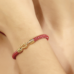 PULSEIRA JOY EM OURO 18K COM CORDÃO VERMELHO DE SILICONE COM AÇO - comprar online