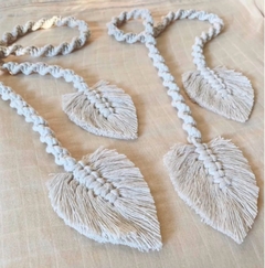 Sujeta Cortina Plumas x 2 - comprar online
