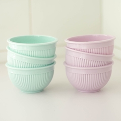 Bowls chicos plásticos en internet