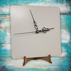 Art. M184 Reloj Cuadrado