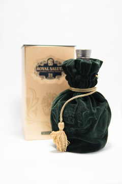 CHIVAS ROYAL SALUTE 21 AÑOS 700 CC