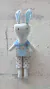 Muñeco conejo de tela