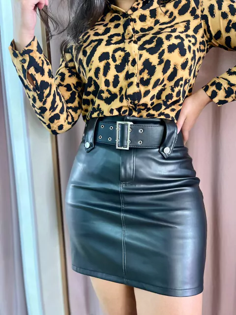 Compre online produtos de D'Leon Roupas