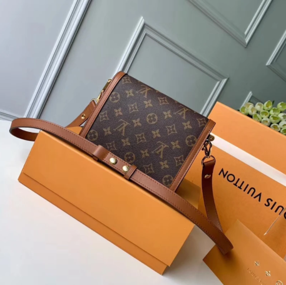 Bolsa Louis Vuitton Dauphine Mini – Peguei Bode