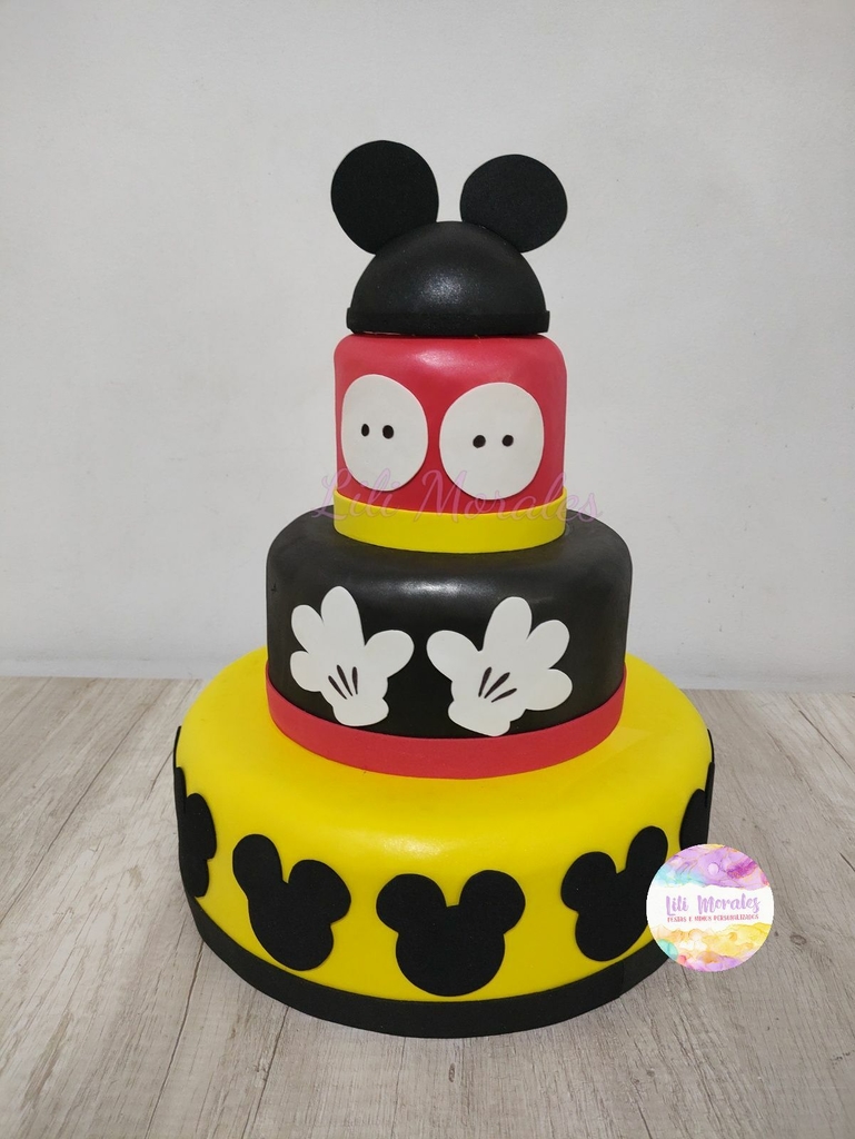 BOLO do MICKEY MOUSE: 50 Modelos e Como Fazer  Bolo barbie, Bolo de  aniversário da barbie, Festa de aniversário da barbie