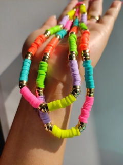Choker emborrachada rainbow - comprar online