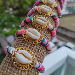 Pulseira Búzios e Discos Emborrachados Coloridos